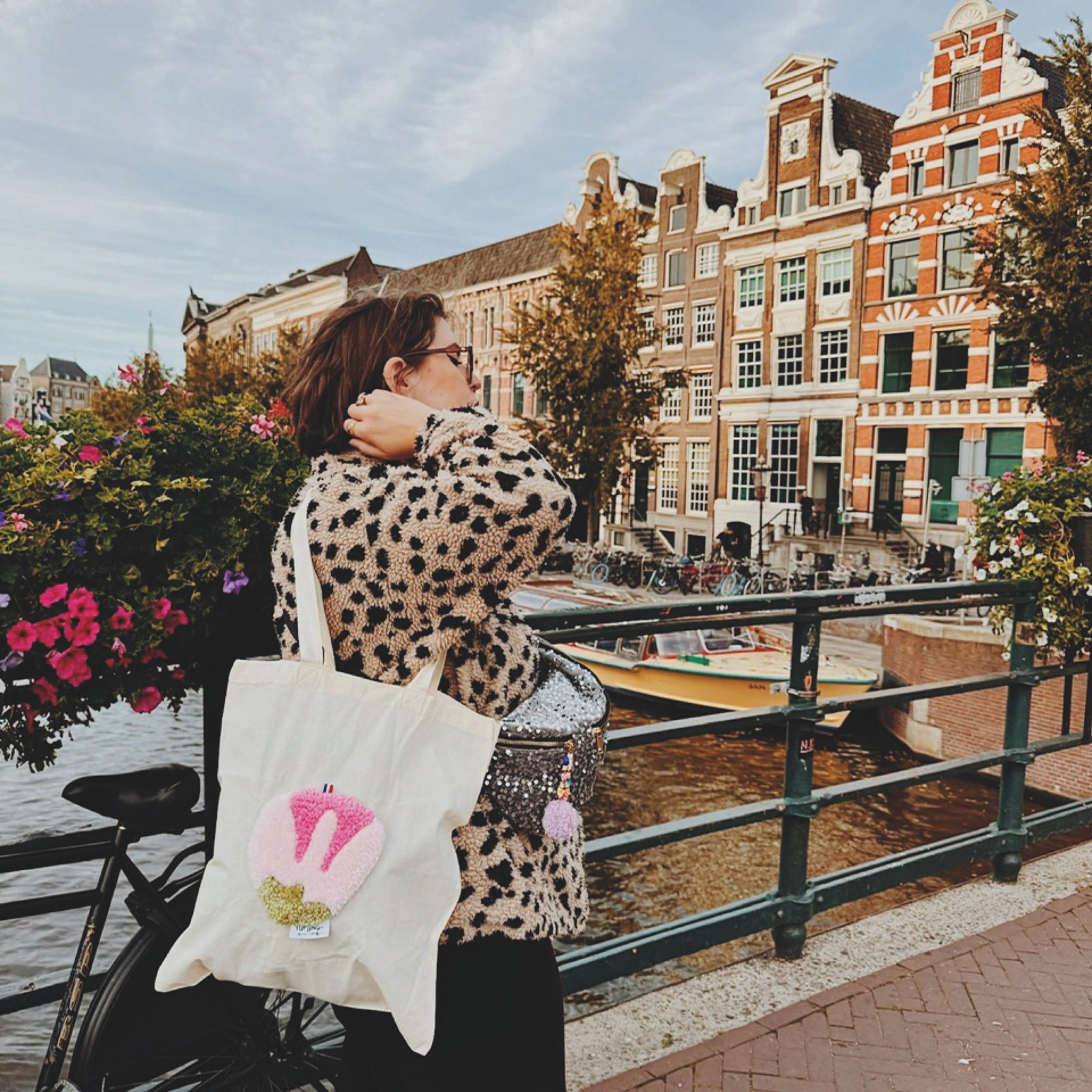 TOTEBAG TUFTING