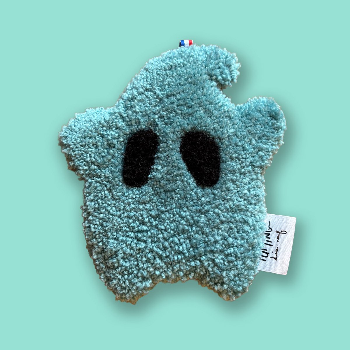 tapis-tufting-nintendo-luma-bleu