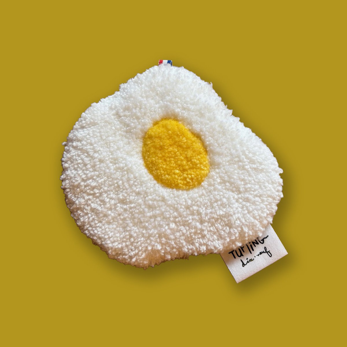 tapis-tufting-oeuf-au-plat-1