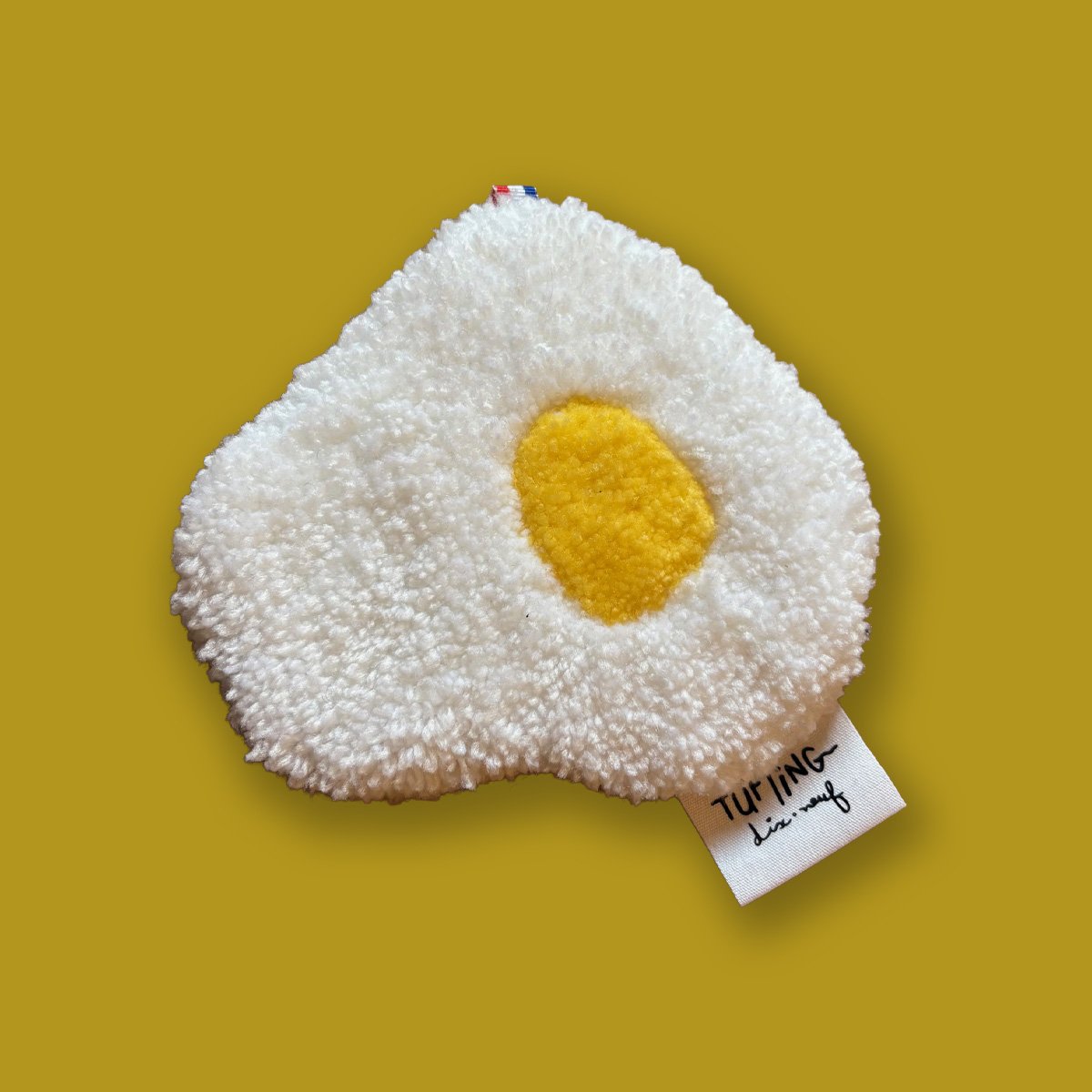 tapis-tufting-oeuf-au-plat-2