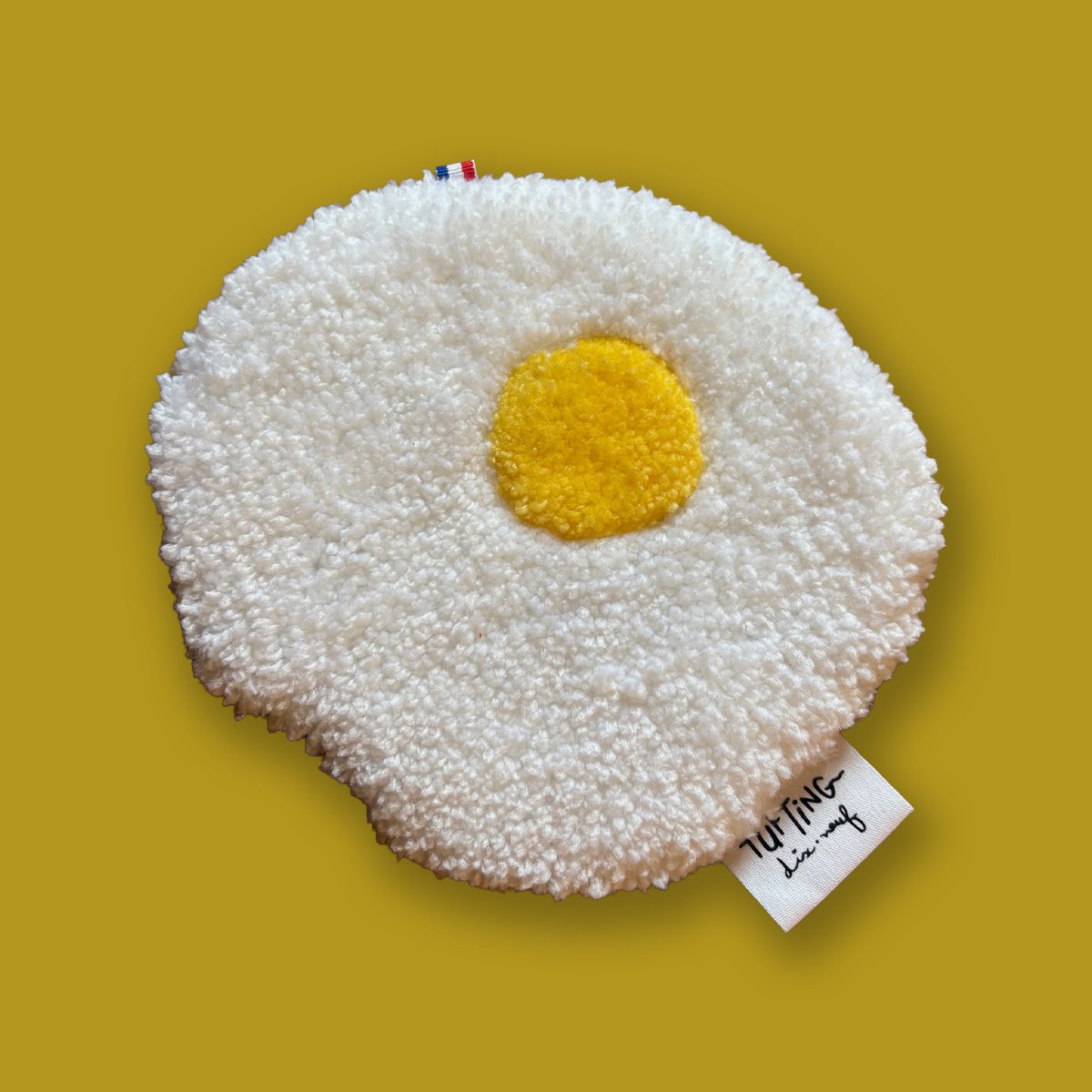 tapis-tufting-oeuf-au-plat-3